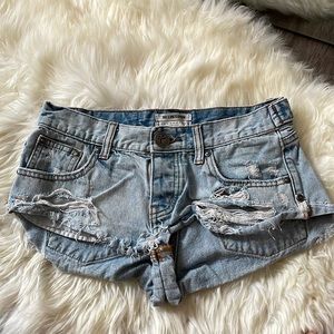 One Teaspoon shorts No 2’s size 22